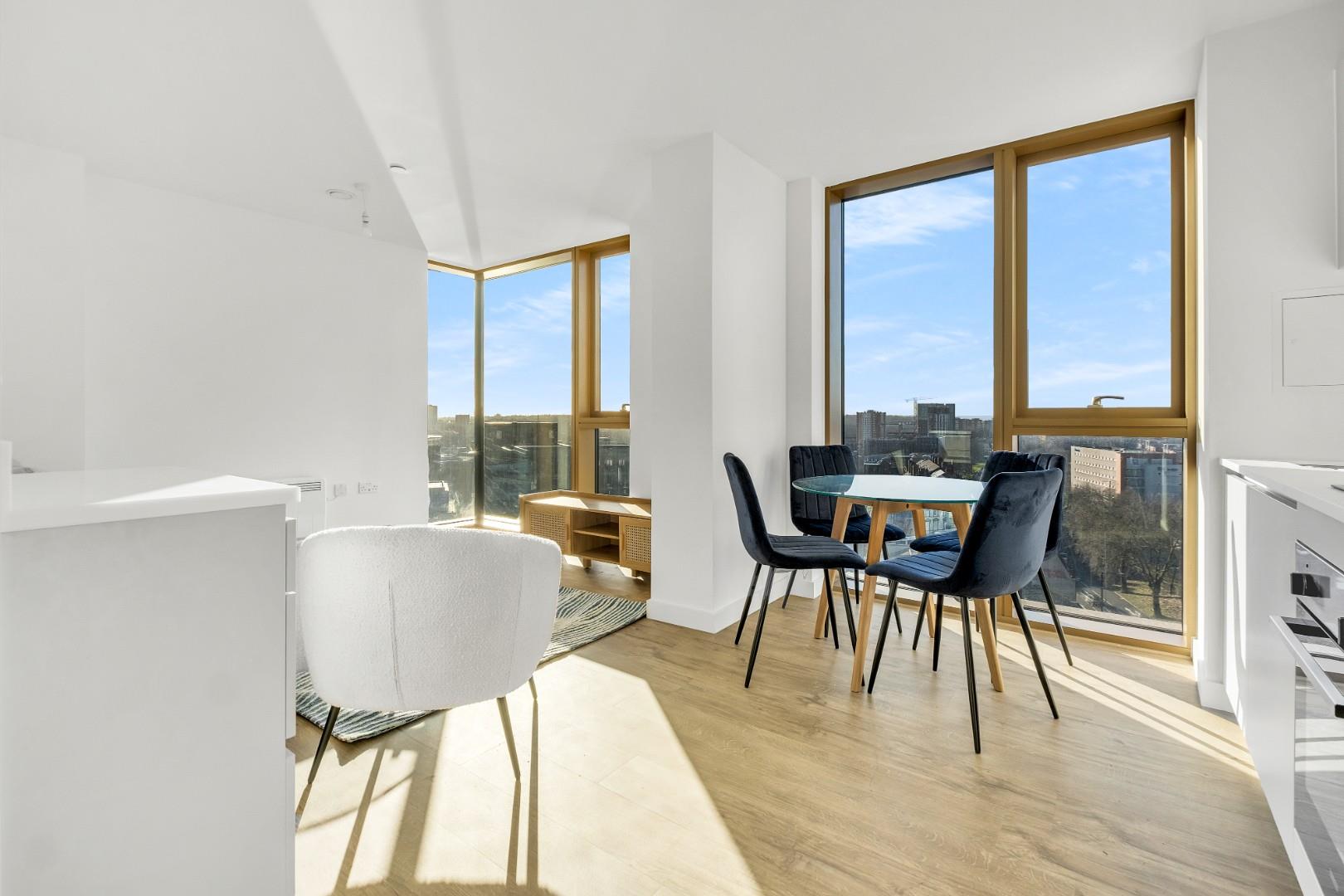 Living/dining area