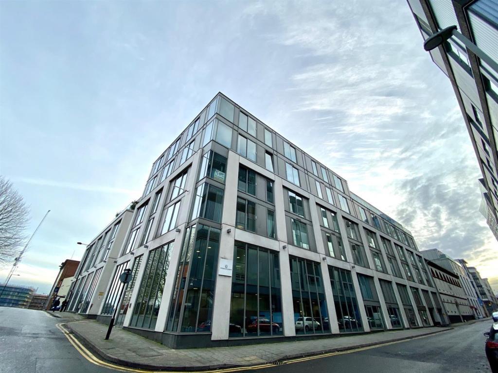 Viva Apartments, 10 Commercial Street, B1 1RH