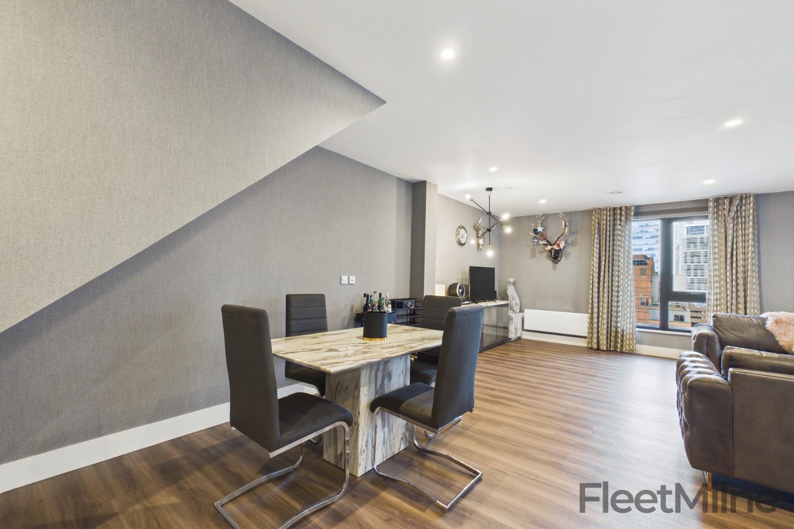 Living/dining room