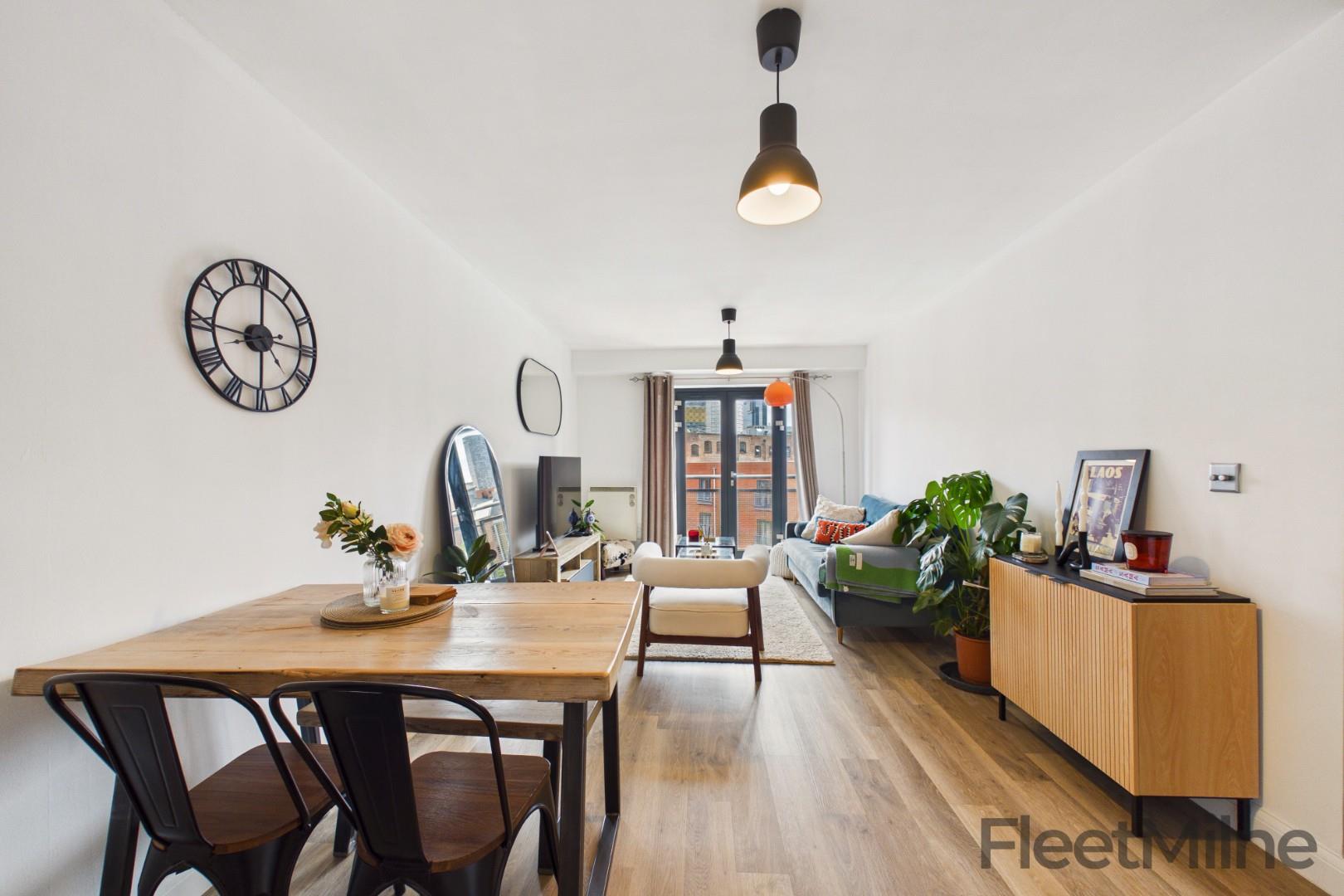 Living/dining room