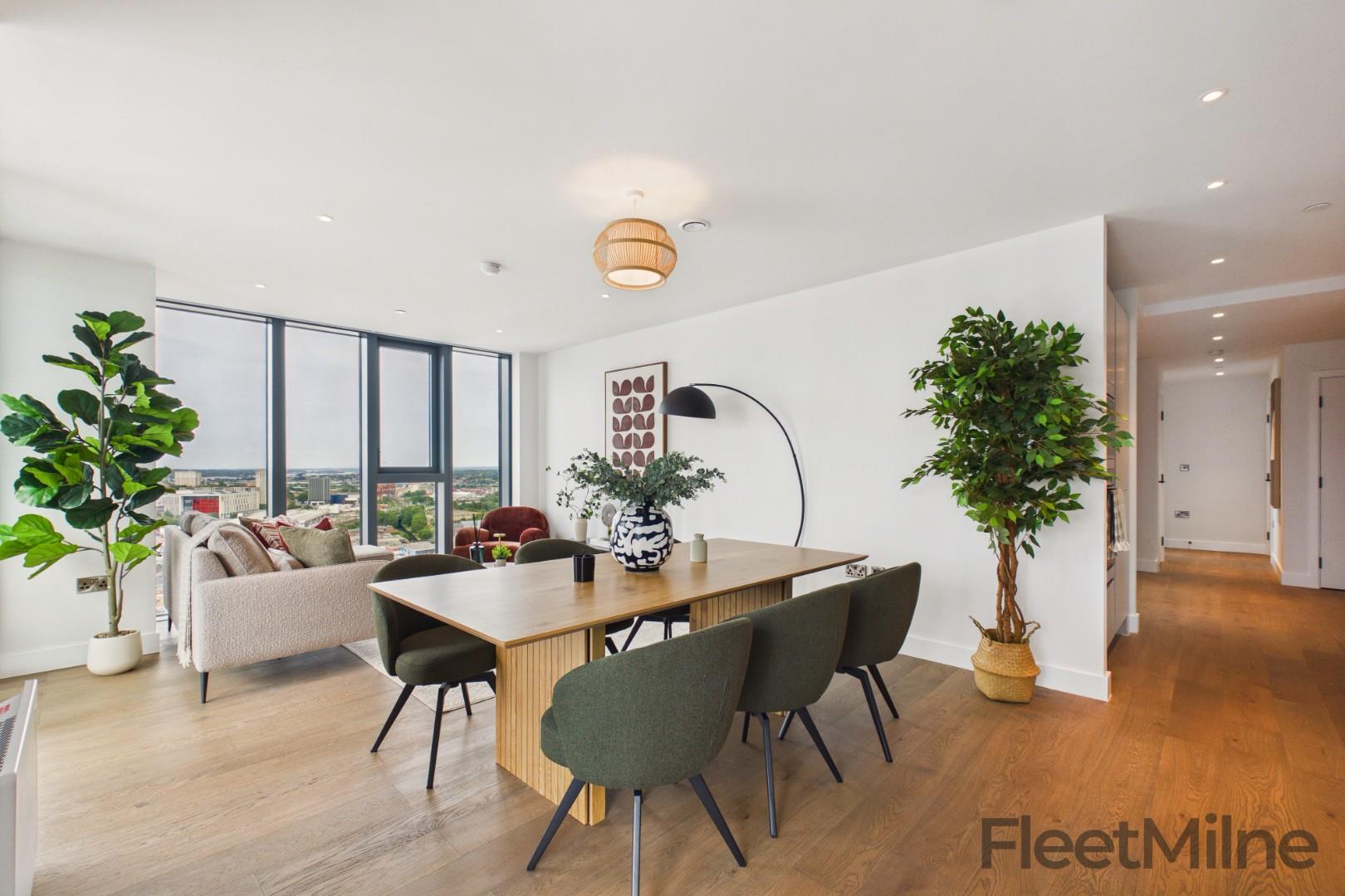 Lounge/dining room