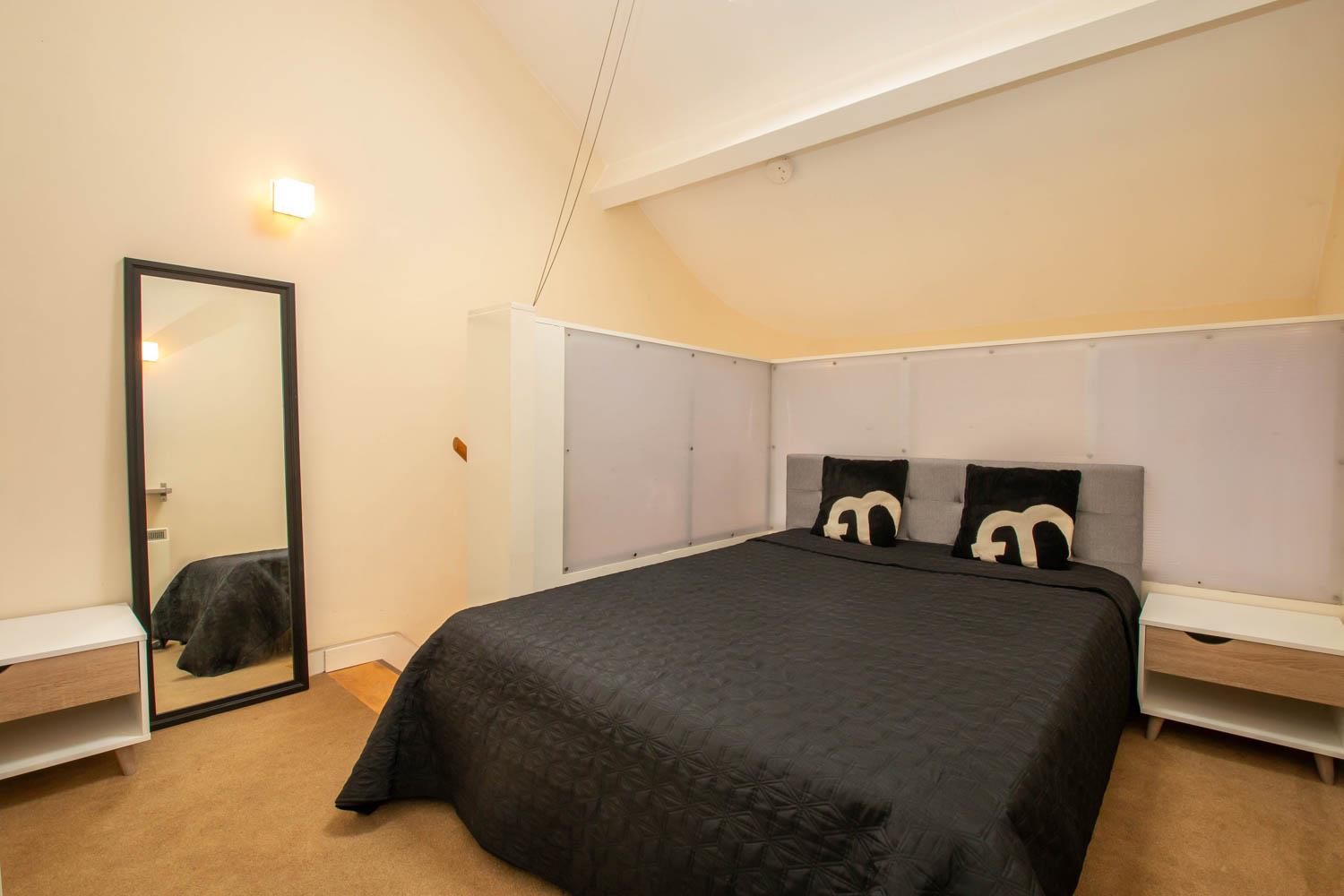 Cathedral Apartments, Barwick Street, B3 2NT