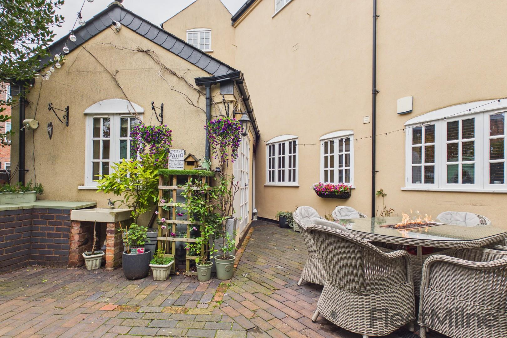 Garden/patio